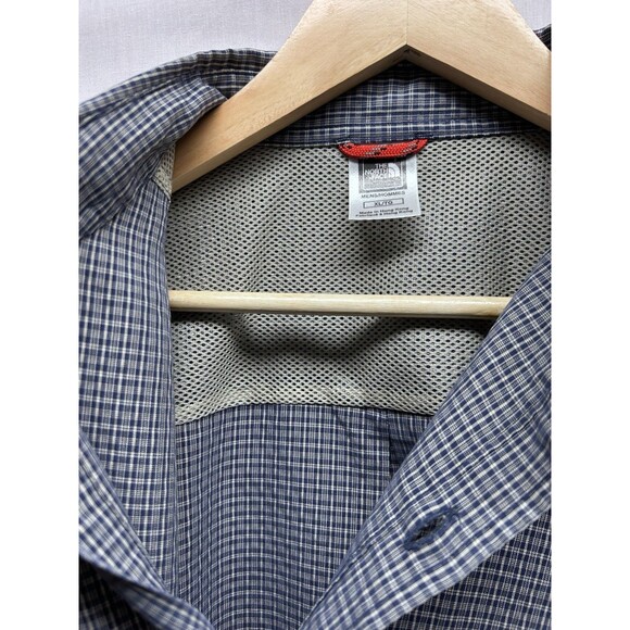 The North Face Men’s XL Vented Outdoors Button Up Shirt Fishing Hiking Blue - Picture 8 of 8